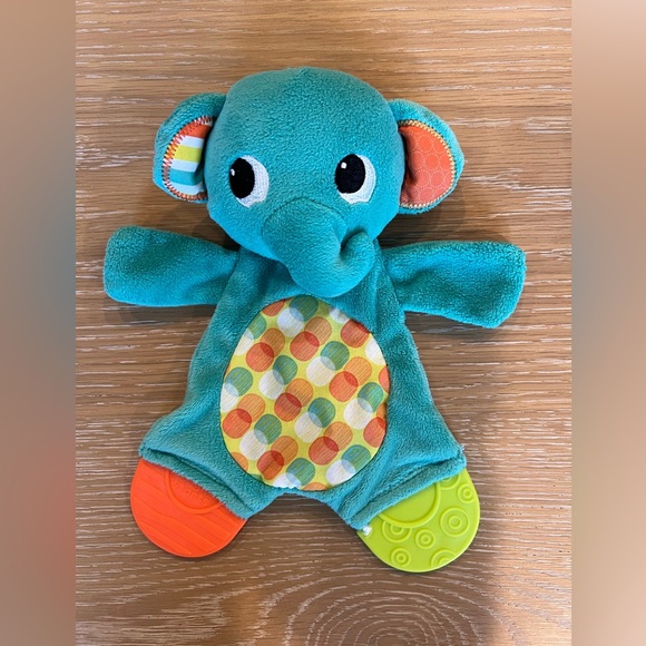 Bright Starts Elephant Lovey Snuggle and Teethe Teether Sensory Soother - Picture 1 of 4